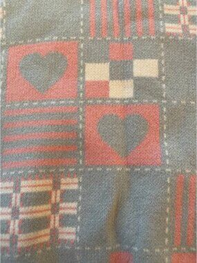 Vintage 80's girls sweater, hearts, pastels, acrylic 6Y‎